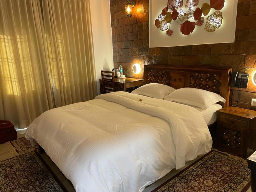 Yashmay Villa Club & Resort Gonda 외부 사진