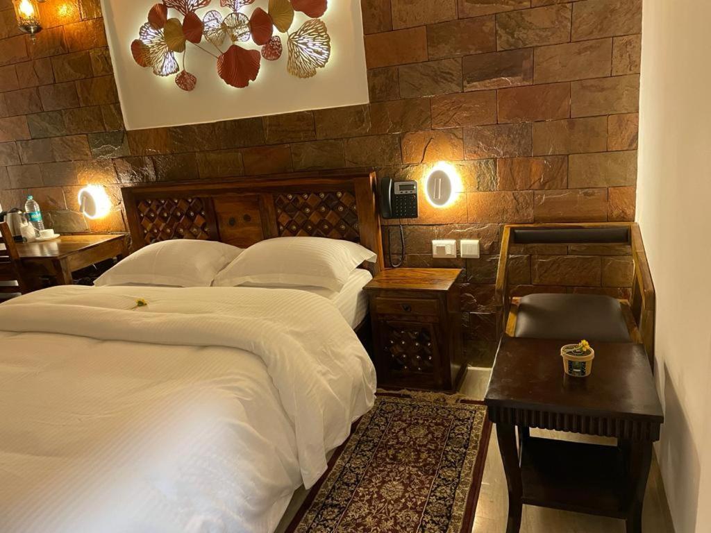 Yashmay Villa Club & Resort Gonda 외부 사진